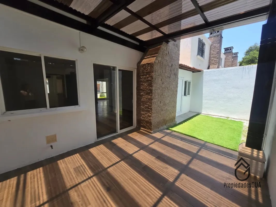 Casa en Renta en Cañadas de Arrazola, Fraijanes - 1