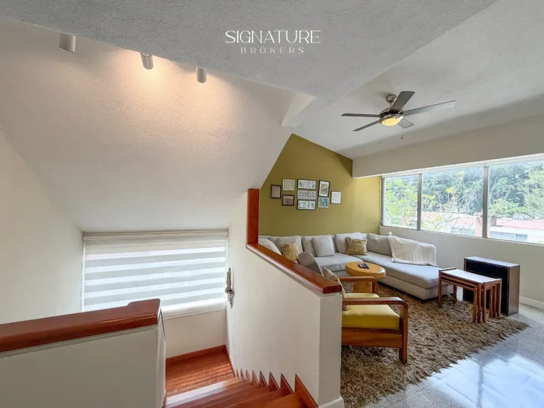 Casa en Venta - Residenciales Los Altos, KM 13.5 CES - 8