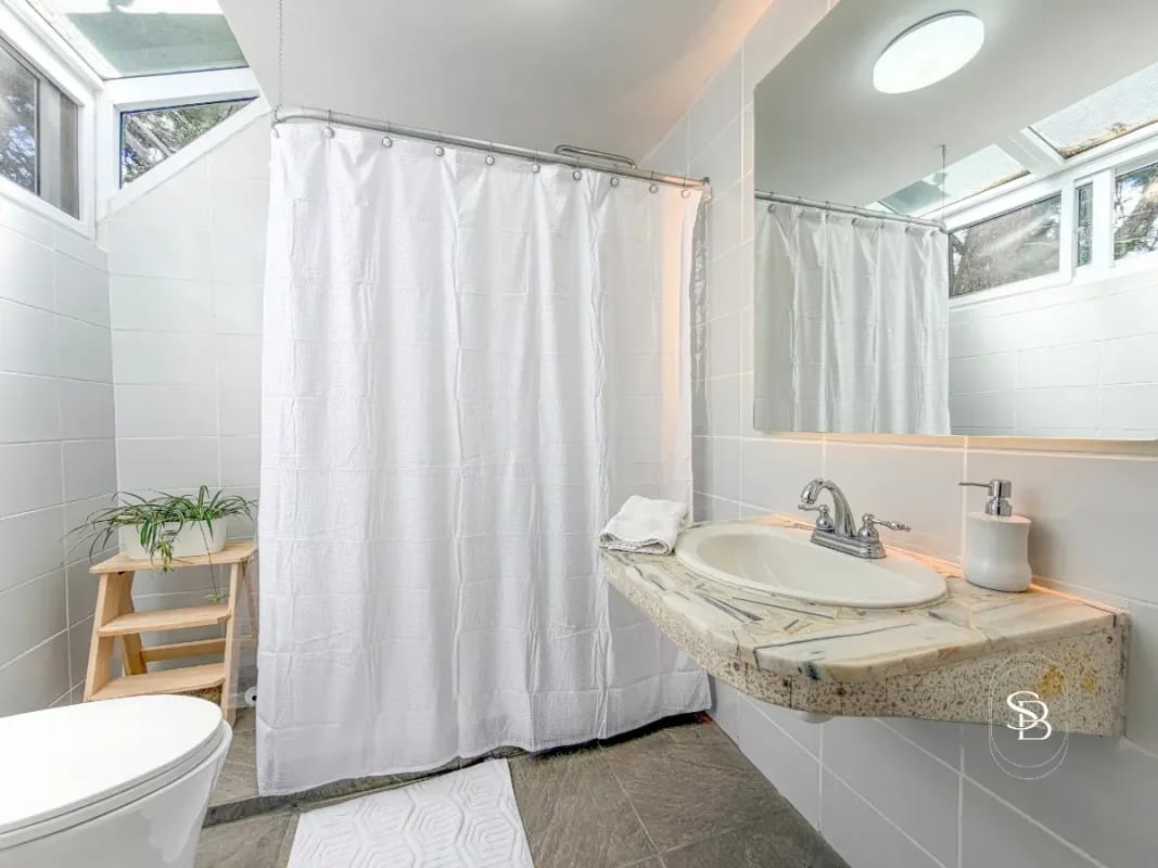 Casa en Venta  - Residenciales Los Altos, KM 13.5 CES - 4