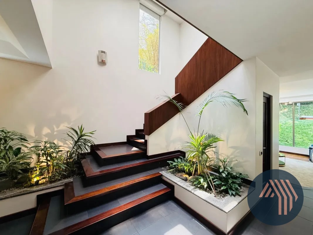 VENTA DE HERMOSA CASA EN CONDOMINIO - VISTA HERMOSA 2, ZONA 15 — Casa en Venta en Vista Hermosa II, Zona 15, Guatemala, Ciudad — foto 4 de 17